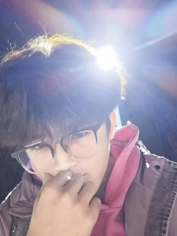 解药的第一张照片--昆明相亲服务中心