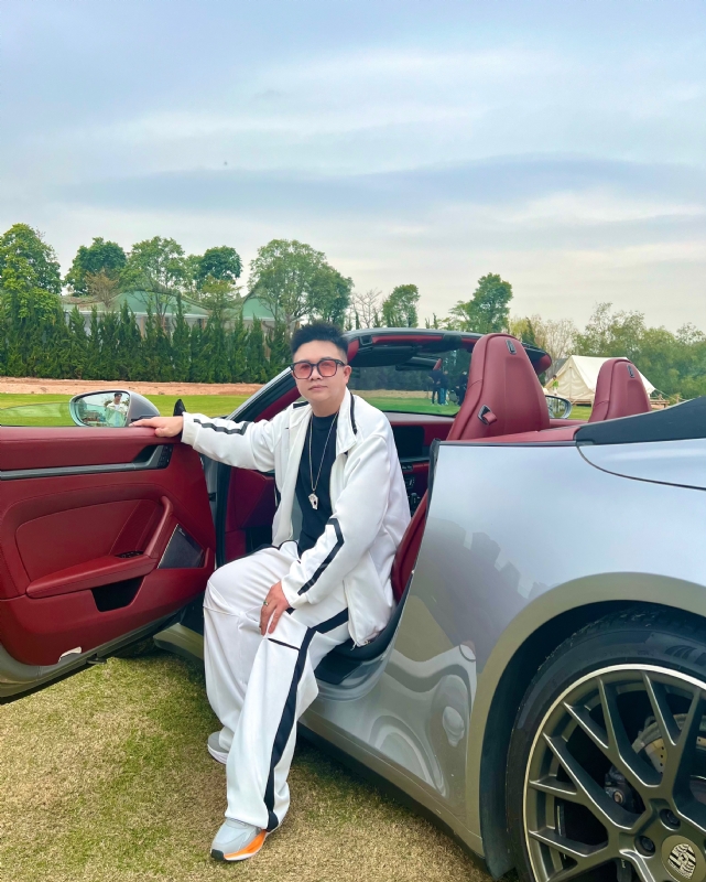 晚风过境的第三张照片--昆明相亲服务中心