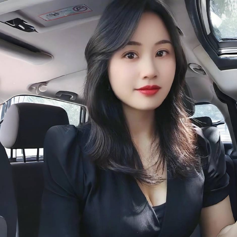 雪莲的第一张照片--昆明相亲服务中心