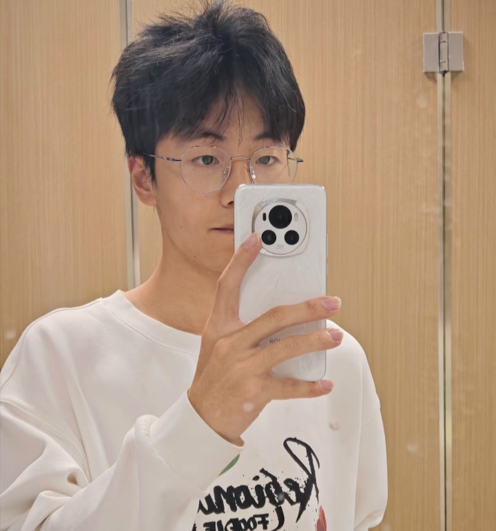 张浩博的第四张照片--昆明相亲服务中心