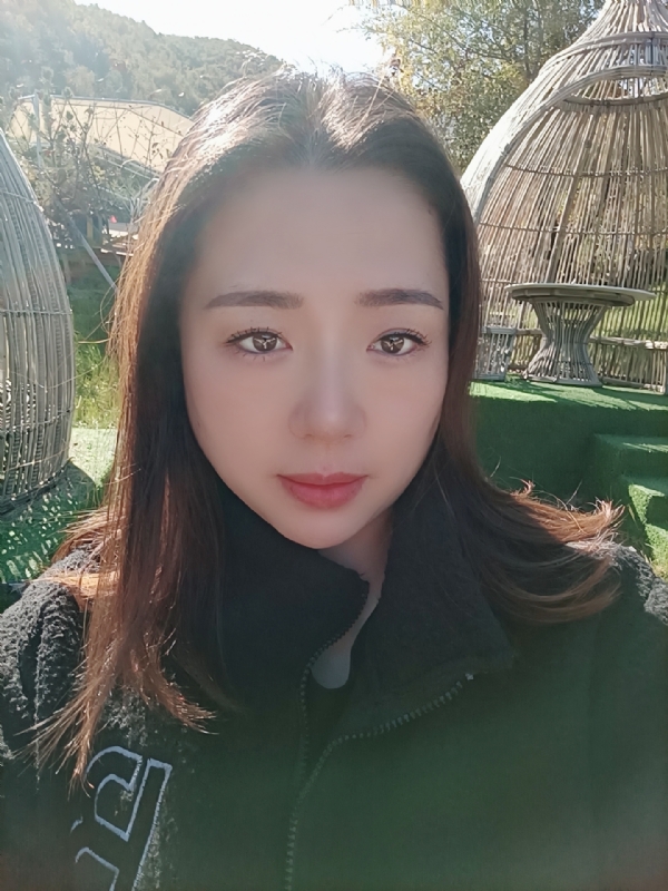 阿燕的第一张照片--昆明相亲服务中心