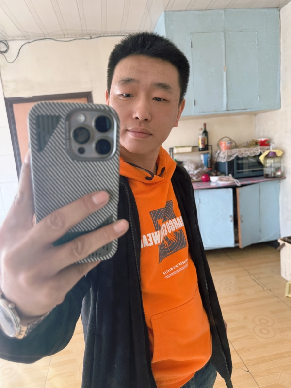 烟花易笑的第五张照片--昆明相亲服务中心