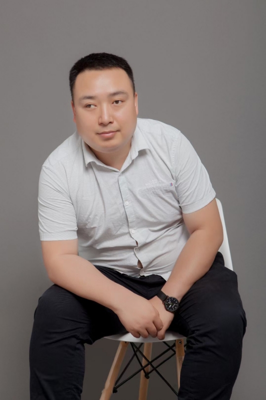 带着梦想去旅行的第一张照片--昆明相亲服务中心