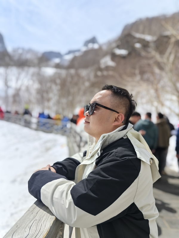 小龙的第一张照片--昆明相亲服务中心