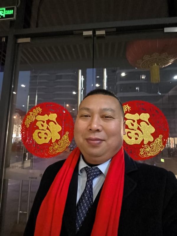 半百悟红尘的第一张照片--昆明相亲服务中心