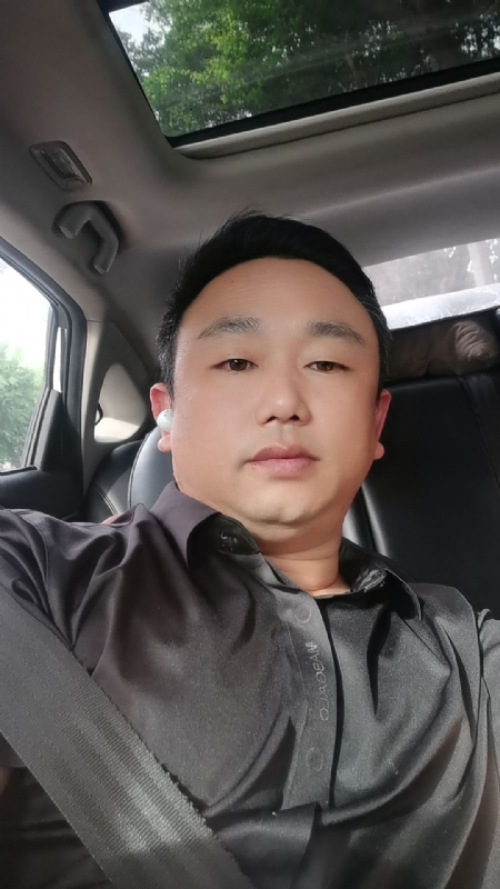 老烽的第一张照片--昆明相亲服务中心