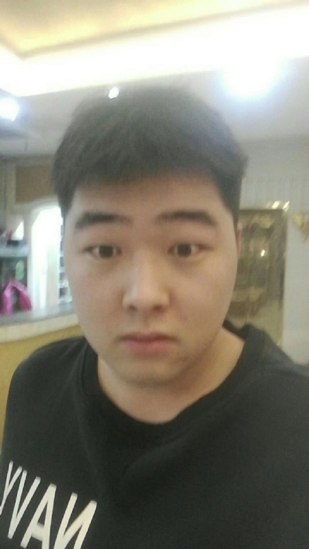 丹尼的第二张照片--昆明相亲服务中心