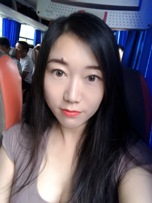 杨杨的第一张照片--昆明相亲服务中心