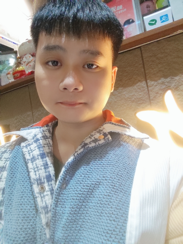 侯侯的第一张照片--昆明相亲服务中心