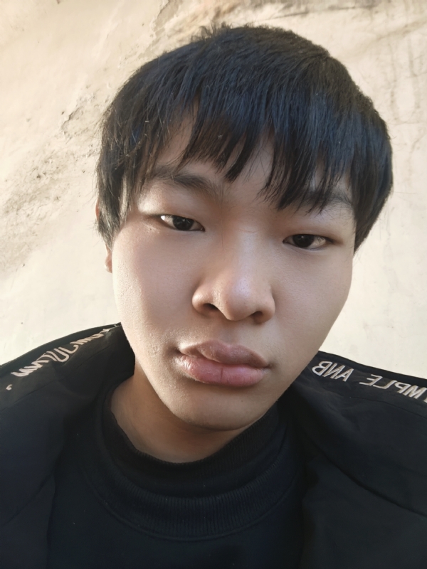 台子的第一张照片--昆明相亲服务中心