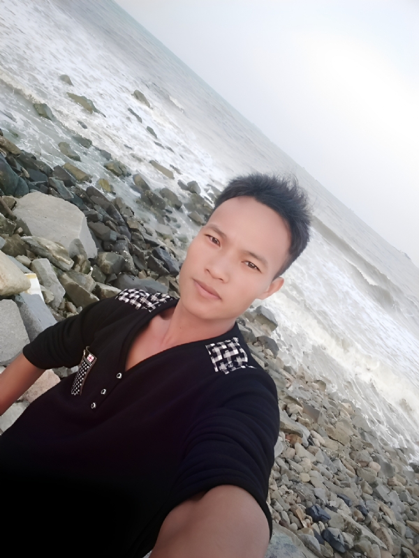 与你同在的第一张照片--昆明相亲服务中心