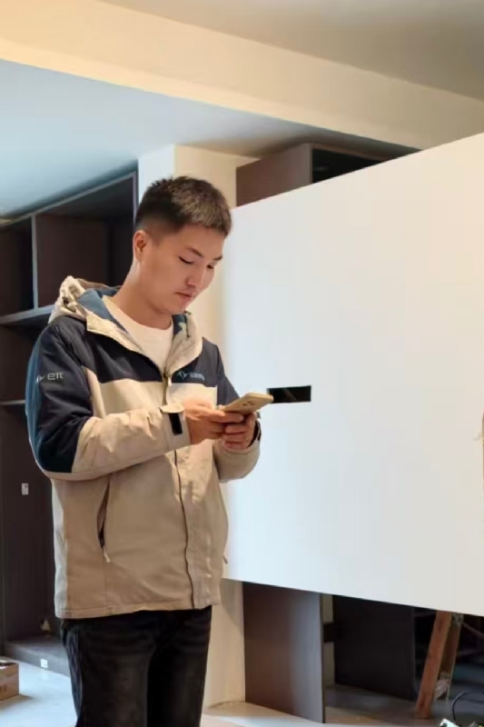 熊展的第一张照片--昆明相亲服务中心