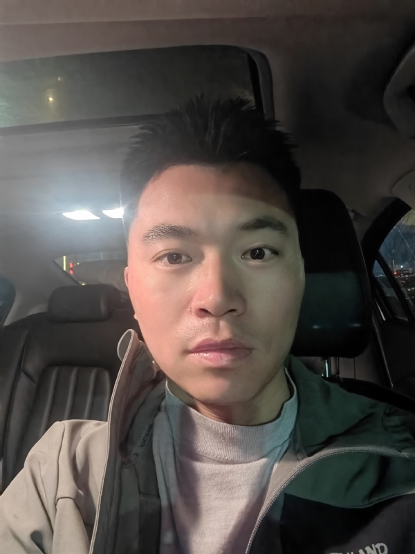 讲不出再见的第一张照片--昆明相亲服务中心