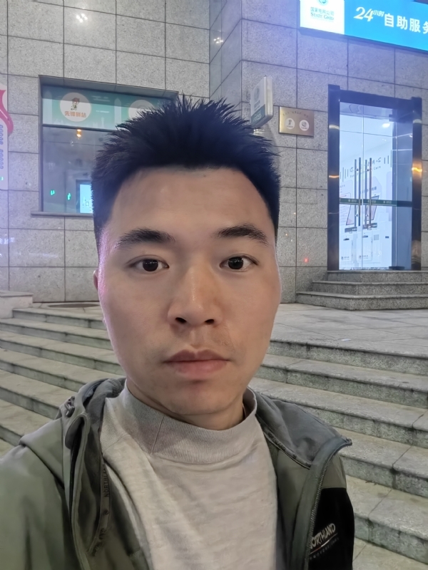 讲不出再见的第三张照片--昆明相亲服务中心