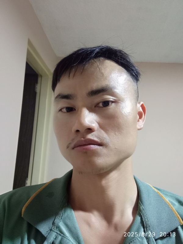 自简的第一张照片--昆明相亲服务中心