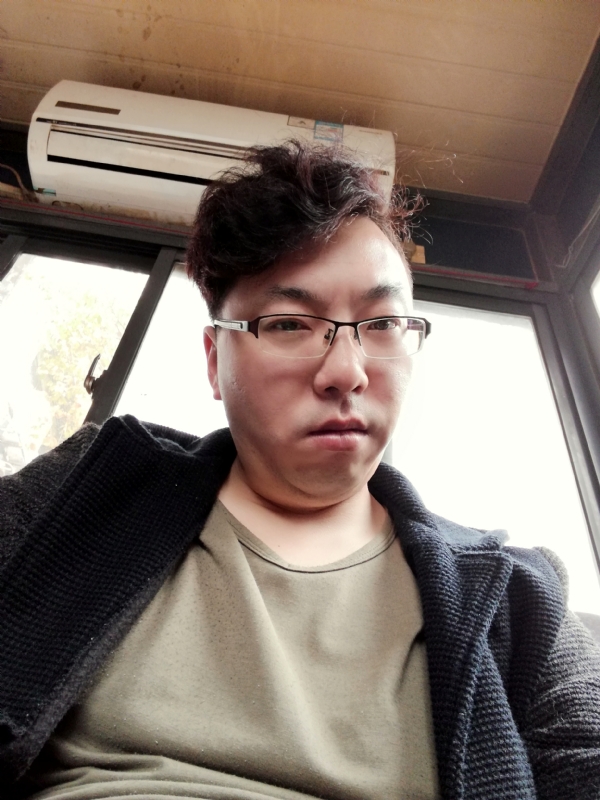 风雨彤周的第二张照片--昆明相亲服务中心